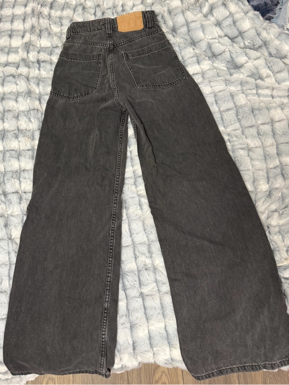 H&M Black Wide Leg High-Rise Jeans